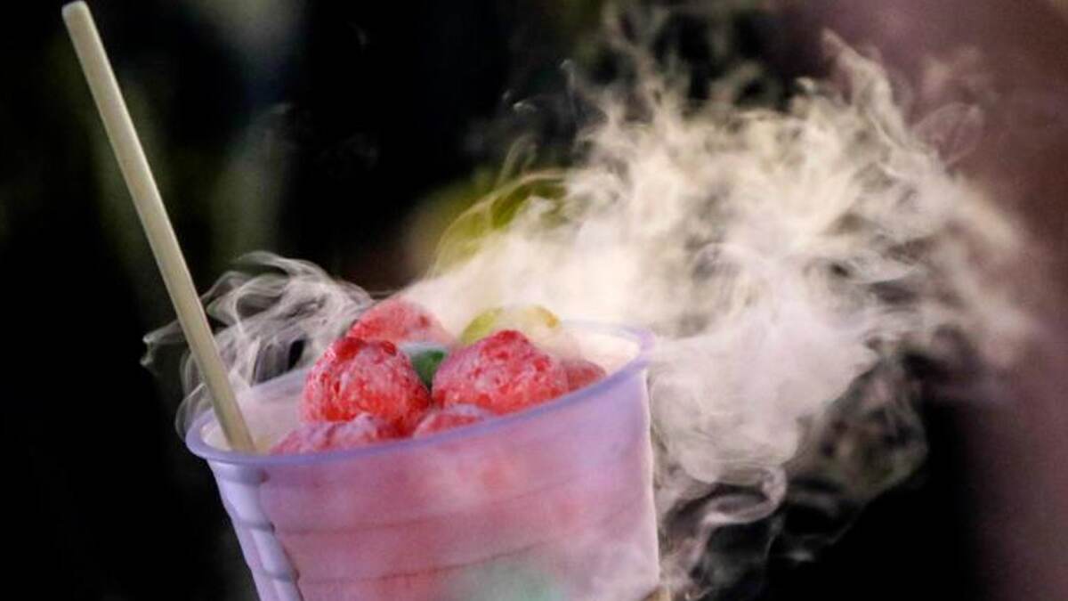 Liquid Nitrogen Foods: வயிற்றில் விழுந்த துளை; இவ்வுளவு பேராபத்து மிக்கதா திரவ நைட்ரஜன்?.. அதிர்ச்சியூட்டும் தகவல் இதோ.!
