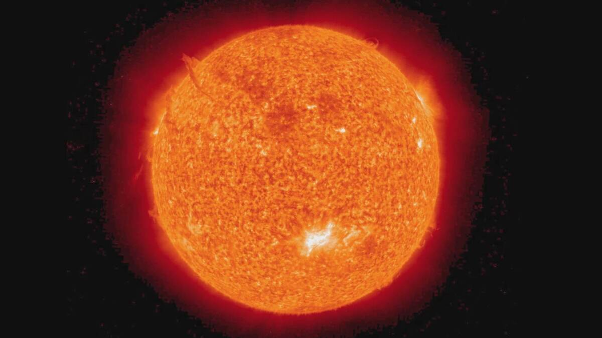Solar Storm Warning: இன்று பூமியை தாக்குகிறது சூரிய புயல்.. உலகுக்கே பேராபத்து?..!