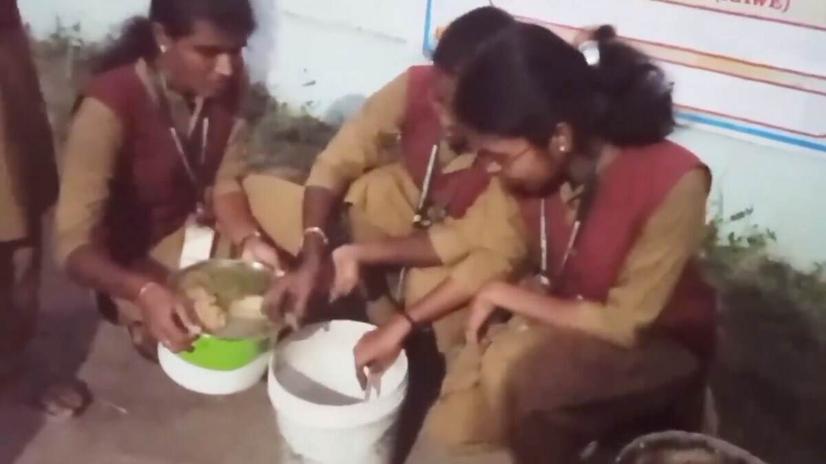 Rural Agriculture Training: கிராமப்புற வேளாண்மை பயிற்சி.. கலக்கி வரும் வேளாண் அறிவியல் கல்லூரி மாணவிகள்..!
