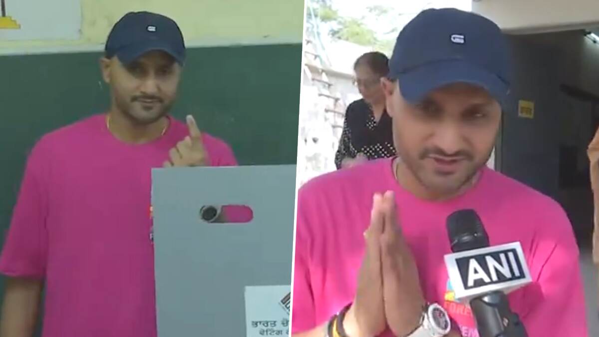 Harbhajan Singh Casts his Vote: 