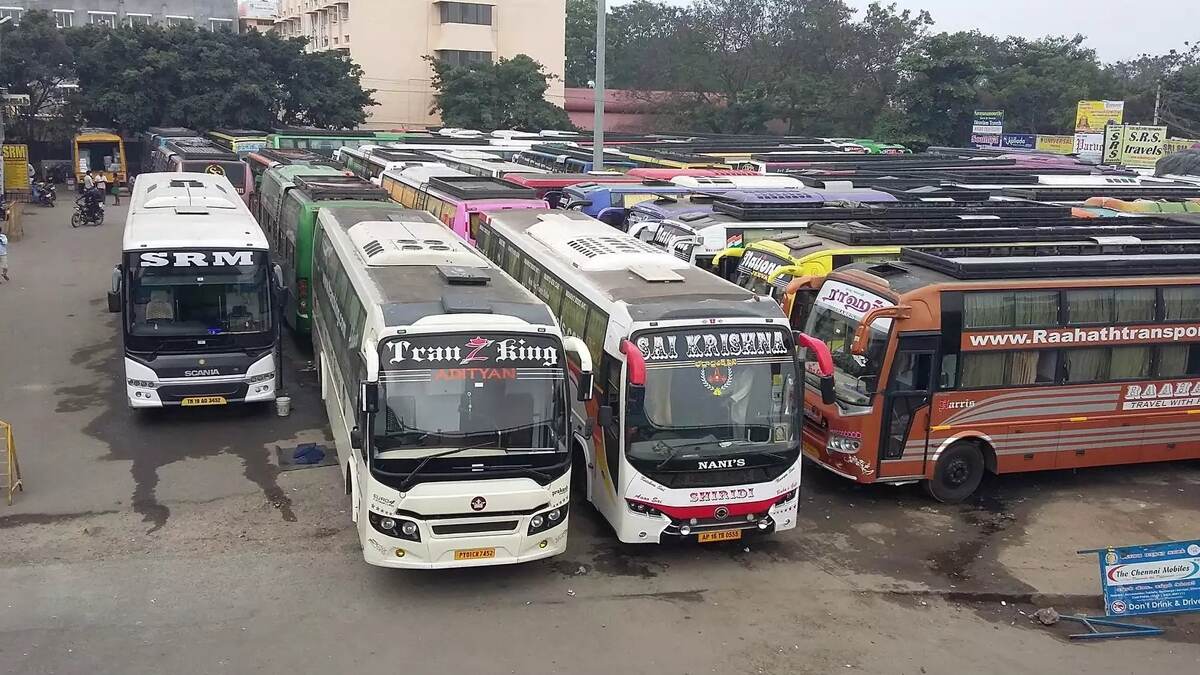 Omni Bus Restrictions in TN: இன்று முதல் வெளிமாநில பதிவெண் கொண்ட ஆம்னி பேருந்துகள் இயங்கக்கூடாது - தமிழ்நாடு போக்குவரத்துத்துறை திட்டவட்டம்.!