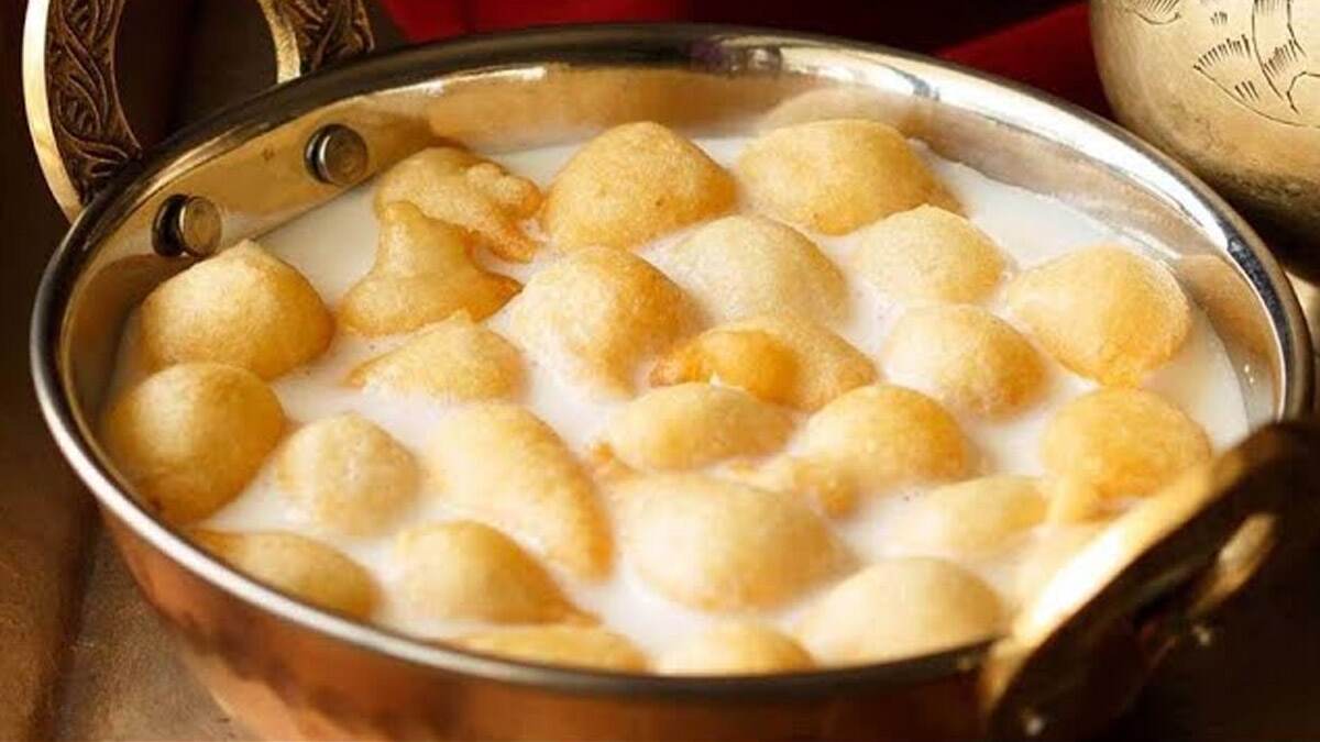 Thengai Paal Paniyaram: அருமையான தேங்காய் பால் பனியாரம் செய்வது எப்படி..? அசத்தல் ரெசிபி டிப்ஸ் இதோ..!
