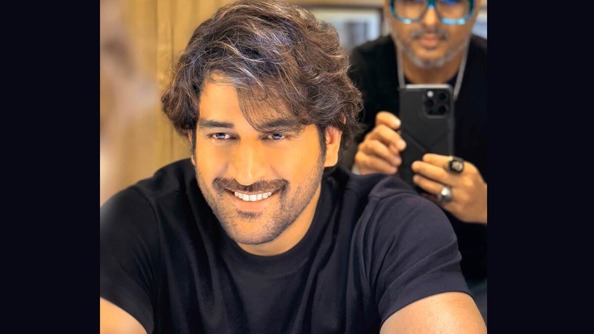 MS Dhoni Wishes Team India: 