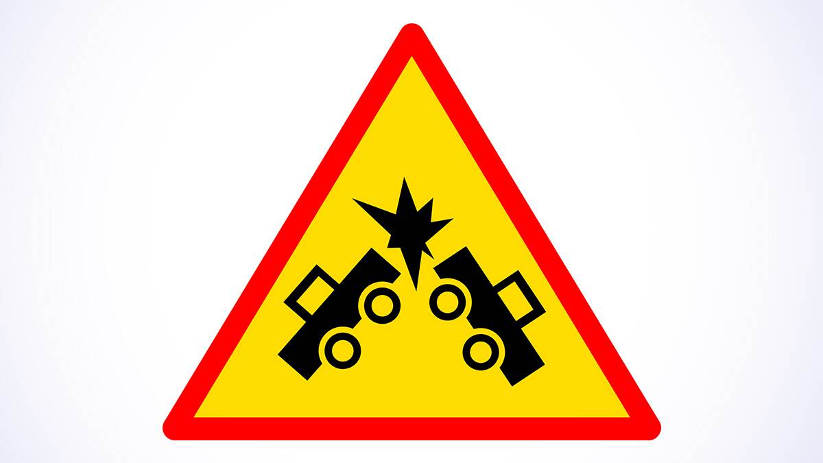 School Bus Accident: போட்டாபோட்டியால் பயங்கரம்; பள்ளி பேருந்து புளியமரத்தில் மோதி 15 மாணவர்கள் படுகாயம்.!