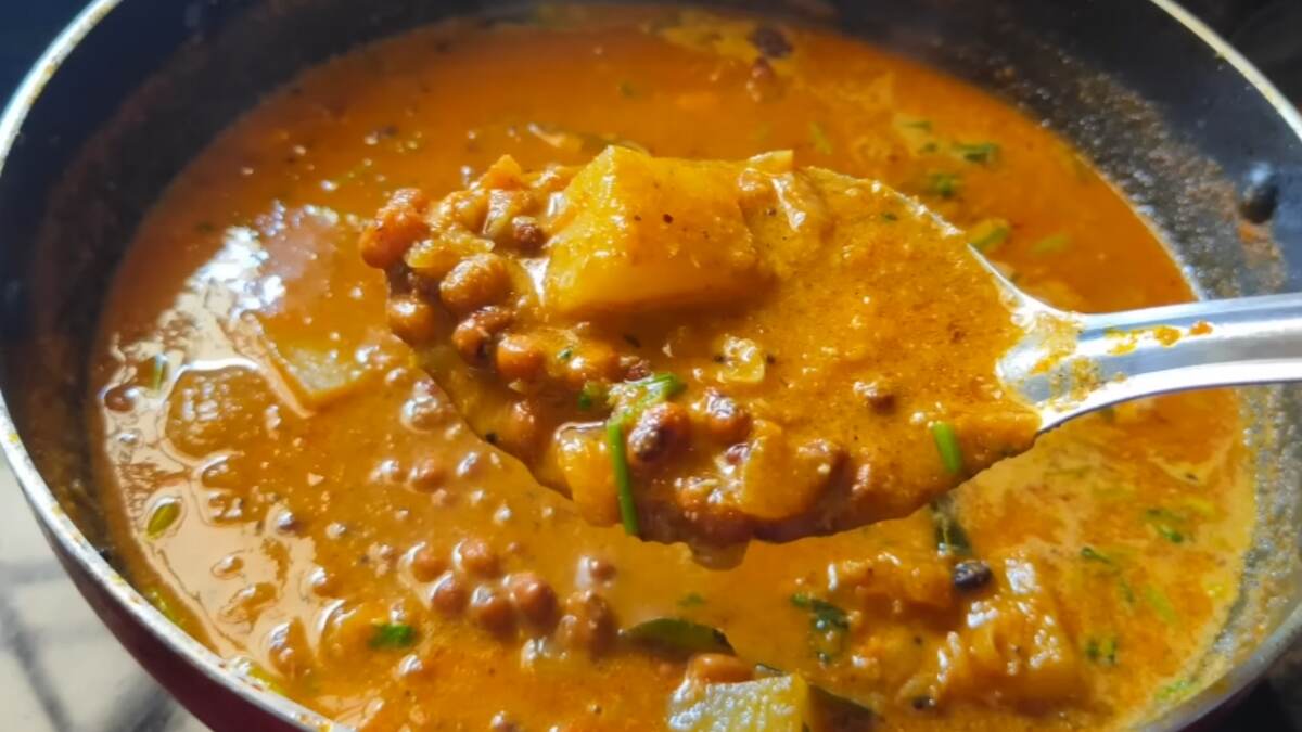 Cowpea Curry Recipe: தட்டப்பயறு குழம்பு மணக்க மணக்க இப்படி செய்ங்க.. எல்லாரும் விரும்பி சாப்பிடுவாங்க..!