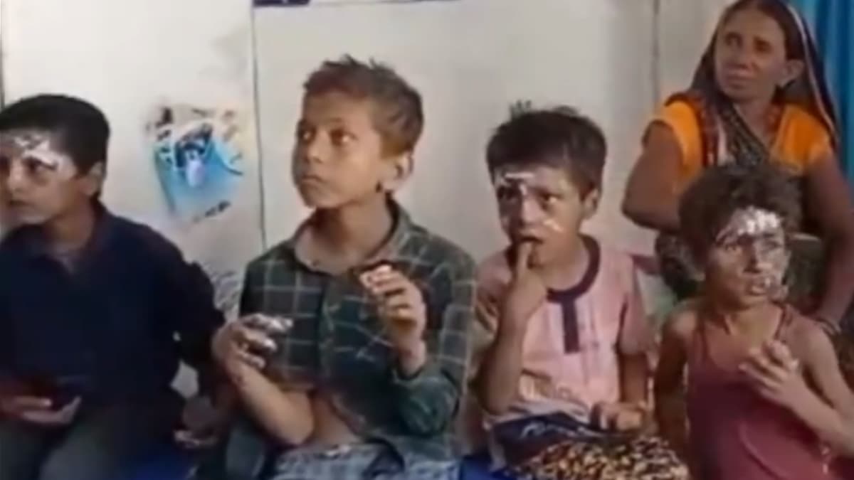 Five Children Die in Blast: யூடியூப்பில் வீடியோ பார்த்து வெடிகுண்டு தயாரித்த பிஞ்சுகள்.. திடீர் வெடிவிபத்தில் 5 பேர் உடல் கருகி பலி..!