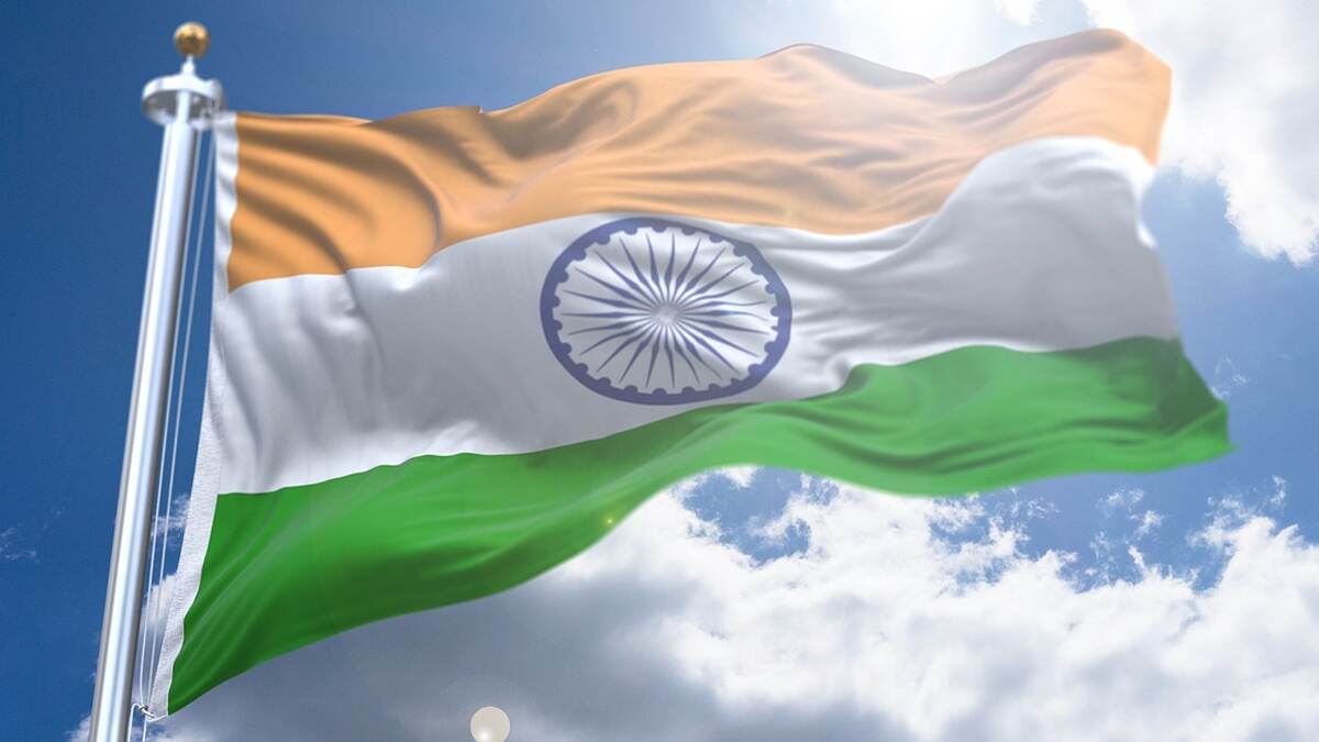 Madras High Court Order: சுதந்திர தினத்தில் தேசியக்கொடியேற்ற தடுப்பவர்கள் மீது குண்டாஸ்.. சென்னை உயர்நீதிமன்றம் எச்சரிக்கை..!