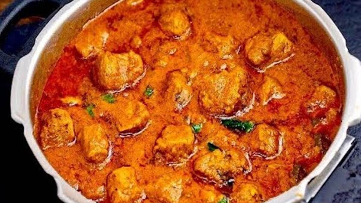 Meal Maker Kuzhambu Recipe: பட்ஜெட் பிரியர்களே.. இறைச்சி சுவையில் மீல்மேக்கர் குழம்பு செய்து அசத்துங்க..!