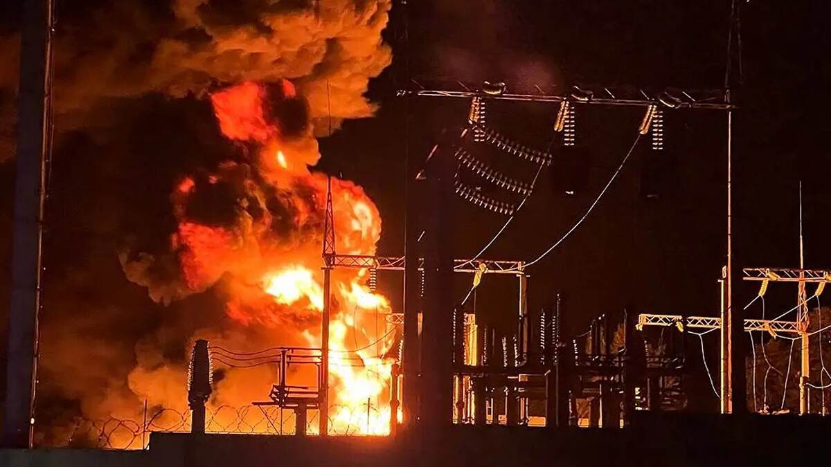 Ukraine-Russia War: தீவிரமான ரஷ்யா உக்ரைன் போர்.. ரஷ்யாவின் சில பகுதிகளில் அவசரநிலை பிரகடனம்..!