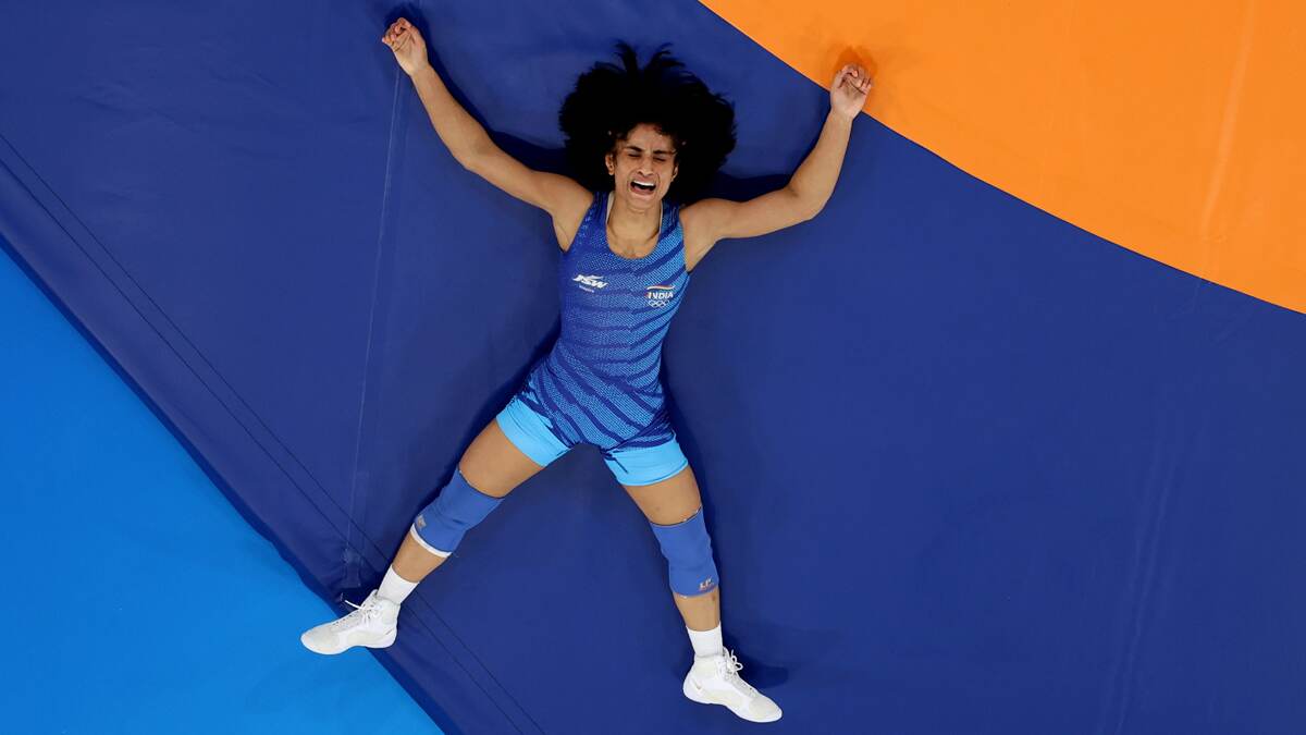 Vinesh Phogat Advances to Semifinals: பாரிஸ் ஒலிம்பிக்.. அரையிறுதிக்கு முன்னேறிய மல்யுத்த வீராங்கனை வினேஷ் போகட்..!