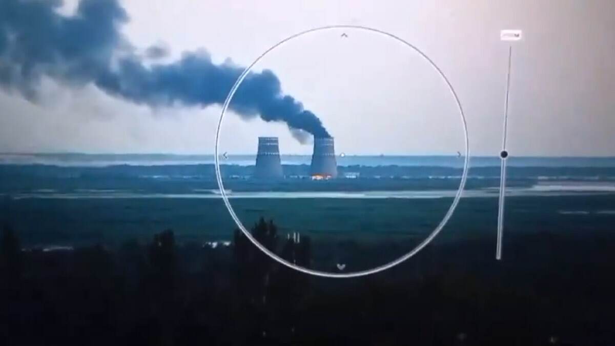 Zaporizhzhia Nuclear Power Plant: உக்ரைன் அணுமின் நிலையத்தில் தீவைத்த ரஷ்ய வீரர்கள்; அதிபர் ஜெலன்ஸ்கி குற்றச்சாட்டு.. சர்வதேச அளவில் பரபரப்பு.!