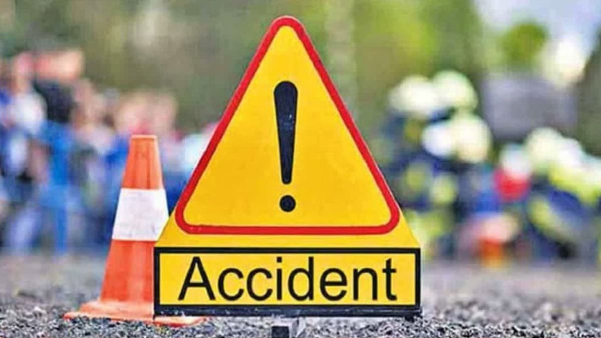 Road Accident: ஏழுமலையானை தரிசித்து விட்டு திருச்சி திரும்பிய பேருந்து.. லாரி மோதிய விபத்தில் 4 தமிழர்கள் உயிரிழப்பு.!