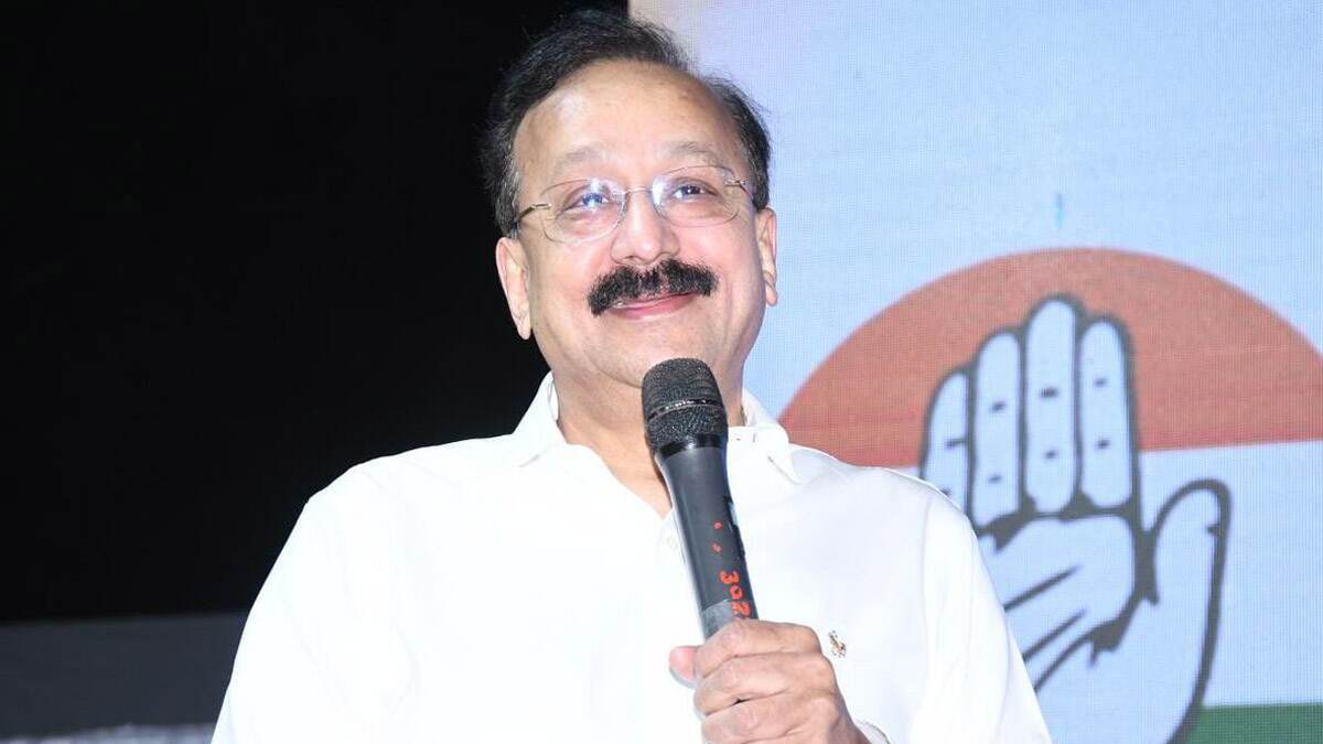 Baba Siddique: 47 ஆண்டுகால அரசியல் வாழ்க்கை, 3 துப்பாக்கி குண்டுகளில் அஸ்தமனம்; மராட்டியத்தில் என்சிபி தலைவர் சுட்டுக்கொலை.!