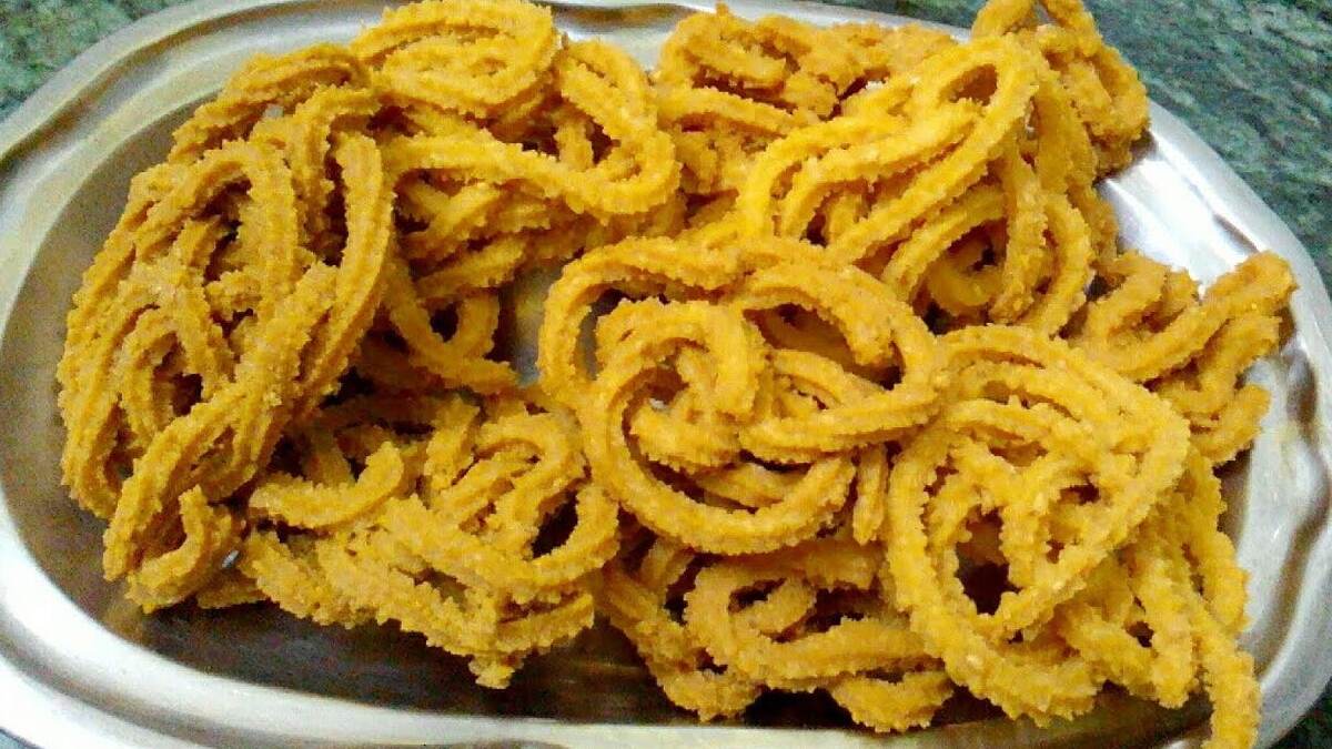 Butter Murukku Recipe: தீபாவளி ஸ்பெஷல் பட்டர் முறுக்கு செய்வது எப்படி..? ரெசிபி டிப்ஸ் இதோ..!