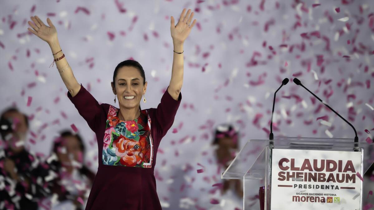 Mexico’s First Woman President: மெக்சிகோவின் முதல் பெண் அதிபர்.. கிளாடியா ஷீன்பாம் பதவியேற்பு..!
