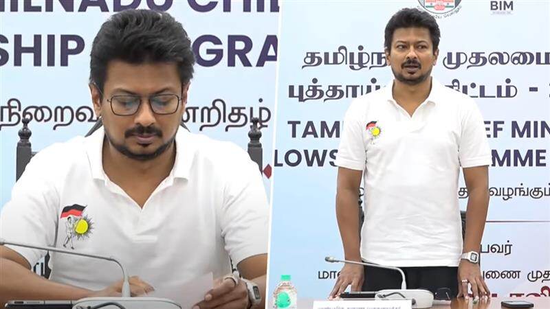 Tamil Thaai Vaalthu: துணை முதல்வர் உதயநிதி ஸ்டாலின் பங்கேற்ற அரசு நிகழ்ச்சி; தவறாக பாடப்பட்ட தமிழ்த்தாய் வாழ்த்து.!