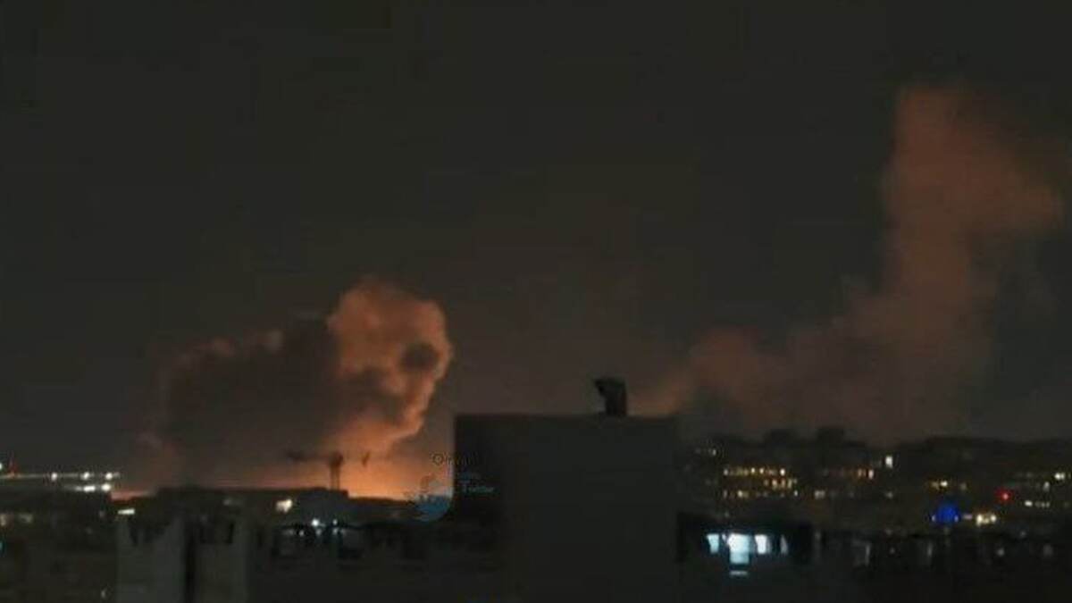 Israel Hamas War: இஸ்ரேல் ஹமாஸ் போர்.. வான்வழித் தாக்குதலில் ஊடகவியலாளர்கள் பலி..!
