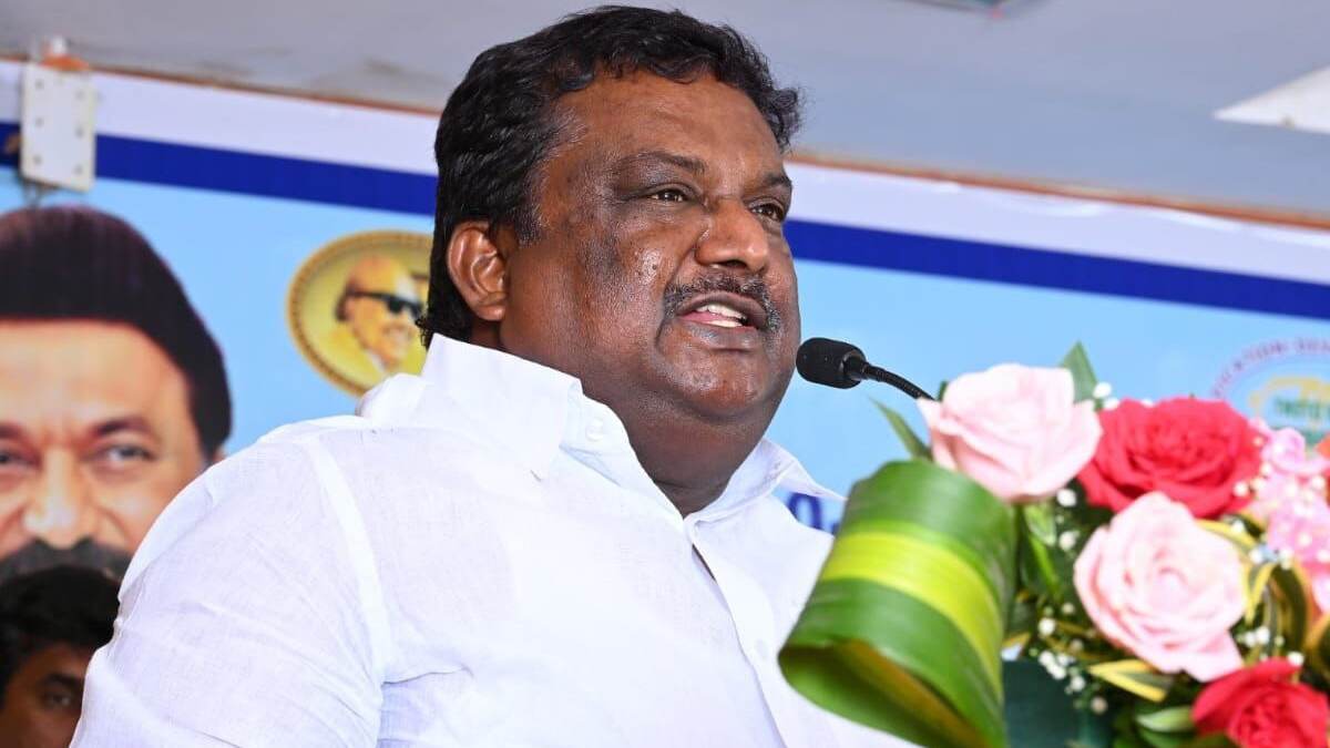 Minister SS Sivasankar: சுதந்திரப்‌ போராட்ட வீரர்கள்‌, மொழிப்போர்‌ தியாகிகள்‌ இலவச பேருந்து பயணம்; அமைச்சர் எஸ்எஸ் சிவசங்கர் விளக்கம்.!