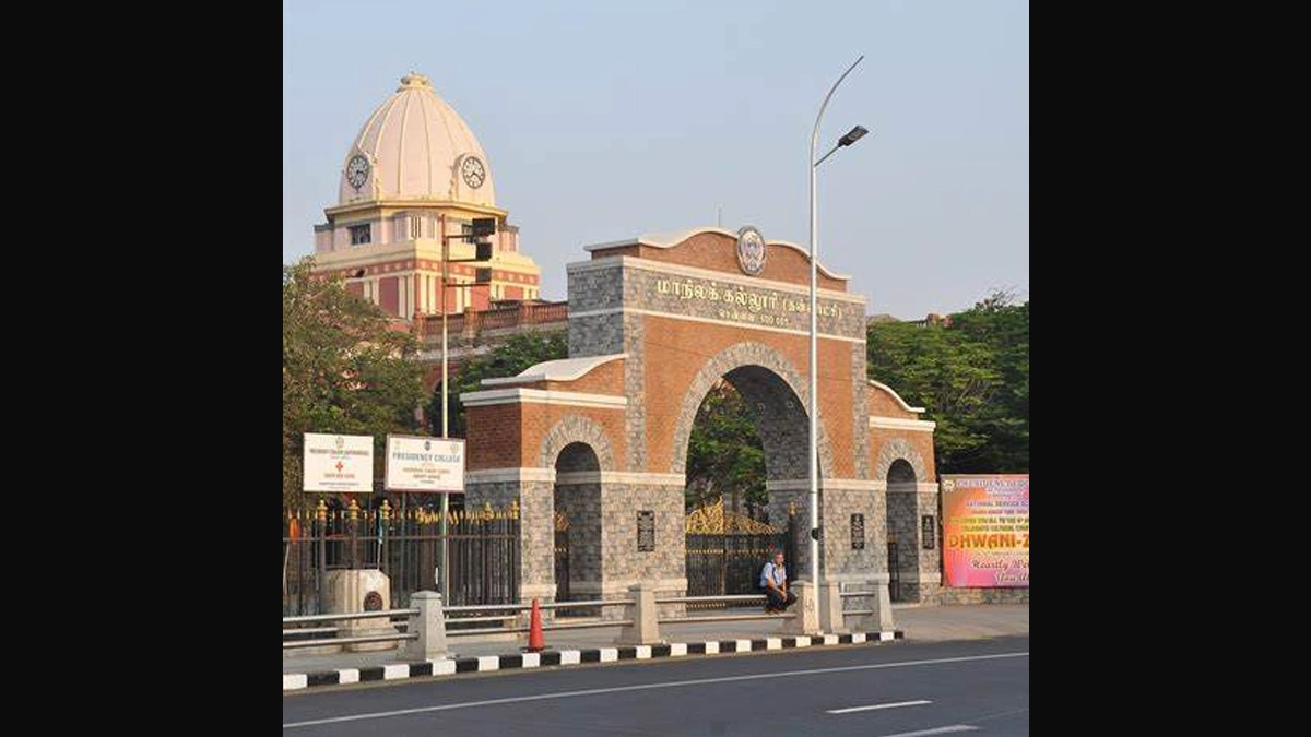 Presidency College: கல்லூரி மாணவர் கொலை விவகாரம்; மாநிலக்கல்லூரிக்கு 6 நாட்கள் விடுமுறை., முதல்வர் அதிகாரப்பூர்வ அறிவிப்பு.!
