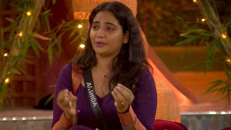 Anshitha Cried: 
