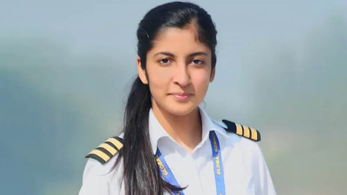 Pilot Dies By Suicide: வீடியோ காலில் பேசியபடி பெண் விமானி தற்கொலை.. காதலன் கைது..!