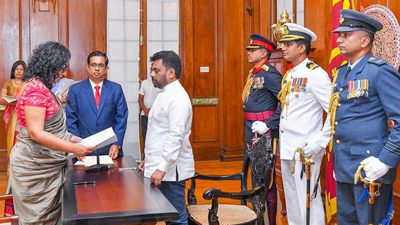 Sri Lanka PM Harini Amarasuriya: இலங்கை நாடாளுமன்றத் தேர்தல் 2024.. புதிய பிரதமராக ஹரிணி அமரசூரிய பதவியேற்பு..!