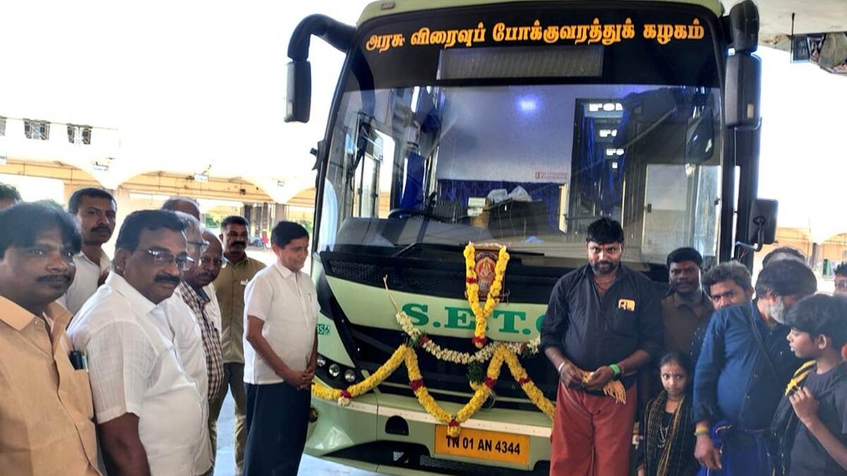 Special Bus for Sabarimala: ஸ்ரீ ஐயப்ப பக்தர்களுக்கு மகிழ்ச்சி செய்தி.. அரசு சார்பில் சிறப்பு பேருந்துகள் இயக்கம் - முழு விபரம் இதோ.!