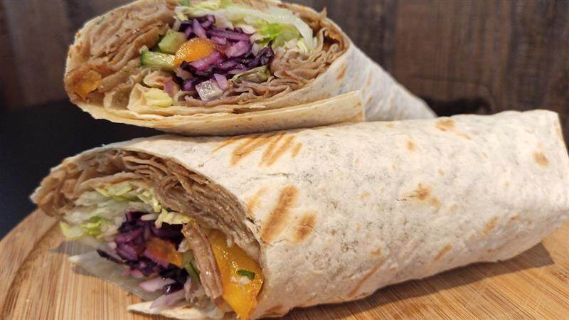 Shawarma: சவர்மாவில் ஒரே துர்நாற்றம்; குழந்தைகளுக்கு வாங்கிக்கொடுத்து ஷாக்கான தந்தை., அலட்சியத்தில் உணவுப் பாதுகாப்புத்துறை?