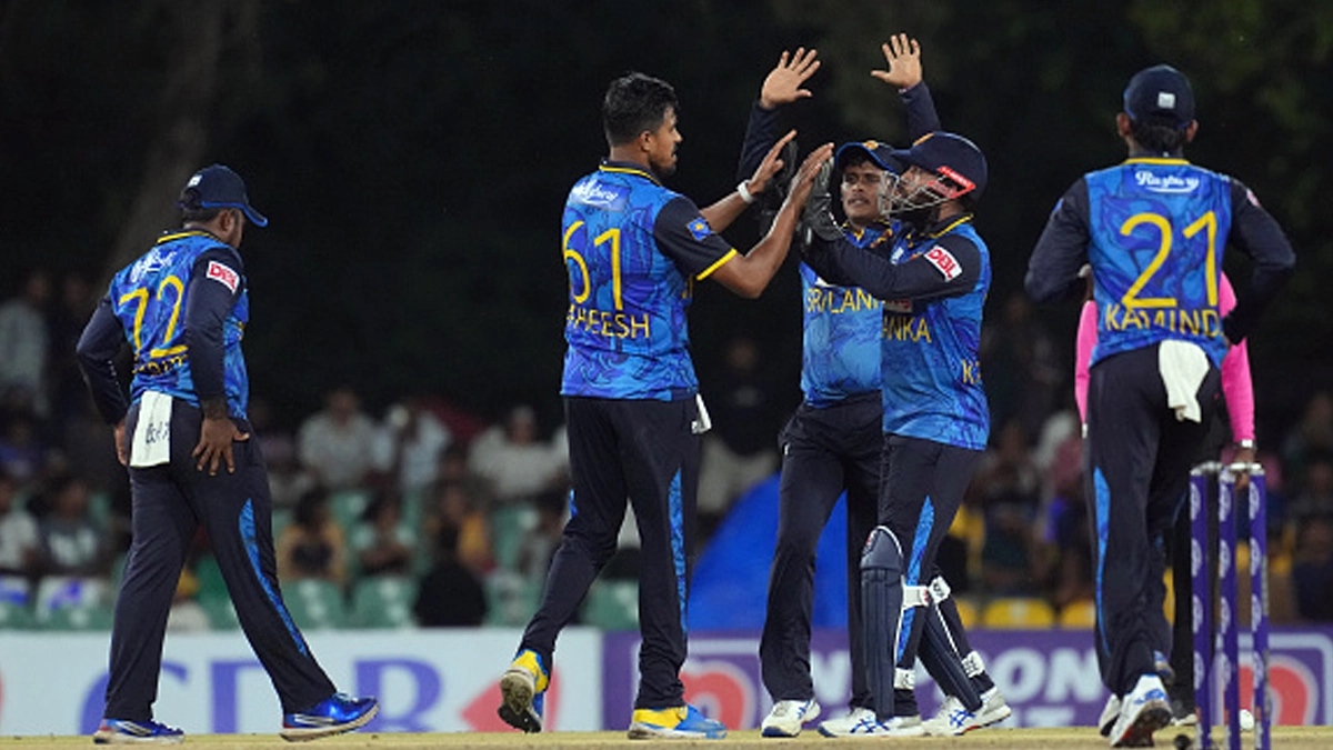 SL Vs NZ 1st ODI: 27 ஓவர் 221 ரன் இலக்கு.. இலங்கை அணி 45 ரன்கள் வித்தியாசத்தில் வெற்றி.. நியூசிலாந்து ஏமாற்றம்..!