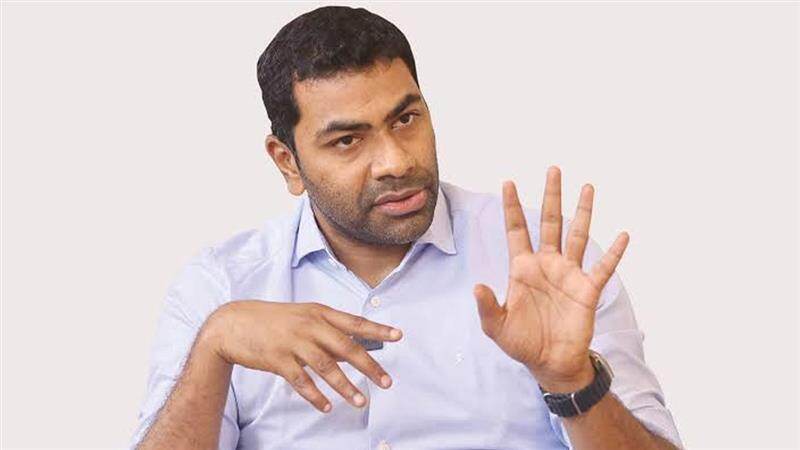 Aadhav Arjunan: தவெகவில் ஐக்கியமாகும் முக்கிய புள்ளிகள்.. தமிழக அரசியலில் அதிரடி திருப்பம்..!