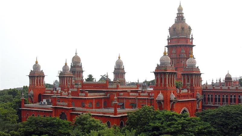Chennai HC: அண்ணா பல்கலை., விவகாரத்தை அரசியலாக்குவது ஏன்? - சென்னை உயர்நீதிமன்றம் கடும் கண்டனம்.!