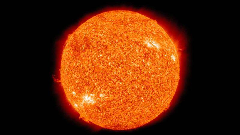 China’s Artificial Sun: சூரியனுக்கே போட்டி! சுமார் 10 கோடி செல்சியஸ் வெப்பம்.. செயற்கை சூரியனை உருவாக்கியுள்ள சீனா..!