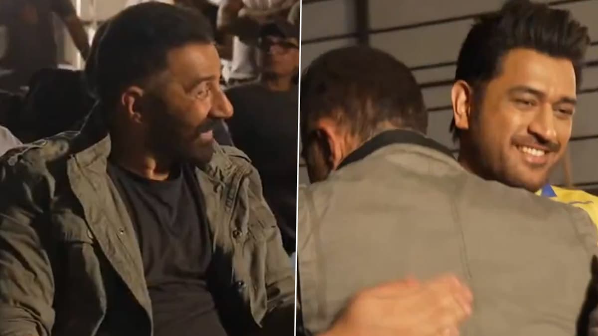MS Dhoni & Sunny Deol Watching India Vs Pakistan Champions Trophy 2025 Live (Photo Credit: @THEVAJRA85 X)