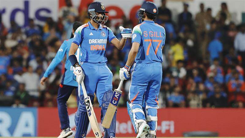IND Vs ENG 2nd ODI: இந்தியா - இங்கிலாந்து இரண்டாவது ஒருநாள் போட்டி எப்போது? நேரலையில் பார்ப்பது எப்படி? விபரம் உள்ளே.!