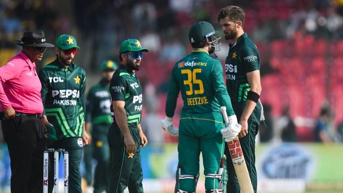Three Pakistan Players Fined: முத்தரப்பு ஒருநாள் தொடர்; 3 பாகிஸ்தான் வீரர்களுக்கு அபராதம்.. ஐசிசி அதிரடி..!