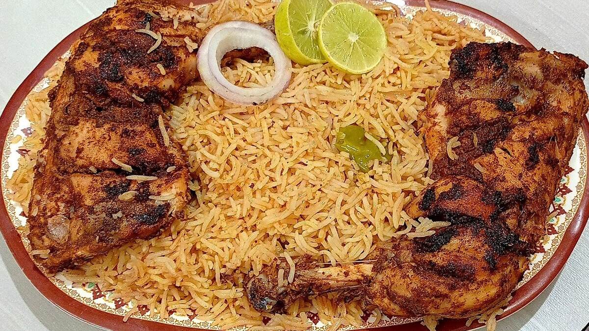 ஹோட்டலில் மந்தி பிரியாணி வாங்கி சாப்பிட்டதால் விபரீதம்.. 17 பேர் மருத்துவமனையில் அனுமதி..!