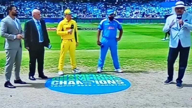 IND Vs AUS Toss Update: டாஸ் வென்று ஆஸி., அணி பேட்டிங் தேர்வு.. வருணுக்கு மீண்டும் வாய்ப்பு.. வாழ்வா? சாவா? நிலையில் களமிறங்கும் அணிகள்.!