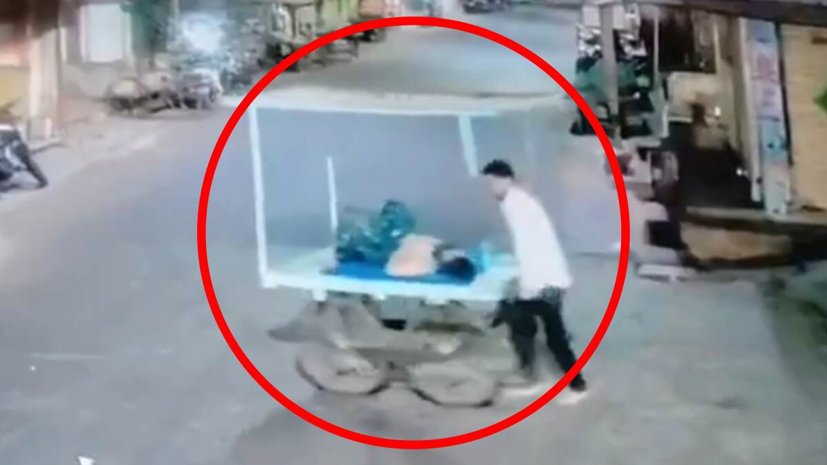 கர்ப்பிணிக்கு தள்ளுவண்டியில் குழந்தை பிறந்து பலி.. கணவரின் இறுதிக்கட்ட போராட்டம்.. அதிர்ச்சி காட்சிகள்.!