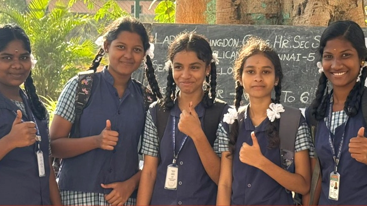 TN 12th Public Exams 2025: பிளஸ் 2 பொதுத்தேர்வு இன்று துவக்கம்; தேர்வு எழுதும் 8 லட்சம் மாணவர்கள்.. கண்காணிப்பு பணிகள் தீவிரம்..!