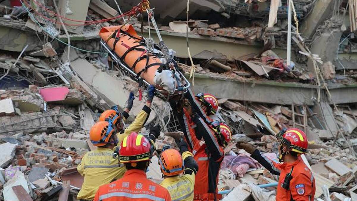 Myanmar Earthquake: மியான்மரில் சக்திவாய்ந்த நிலநடுக்கம்; உருக்குலைந்த கட்டிடங்கள்.., பலி எண்ணிக்கை 2,700 ஆக உயர்வு..!