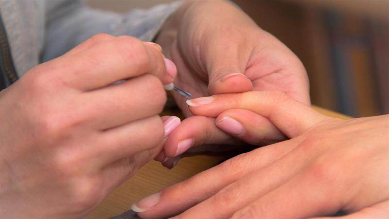 Nail Disorders: வழுக்கைத் தலையைத்தொடர்ந்து நகத்தில் பிரச்சனை.. மர்ம பூதம் கதையாக தொடரும் சோகம்.!