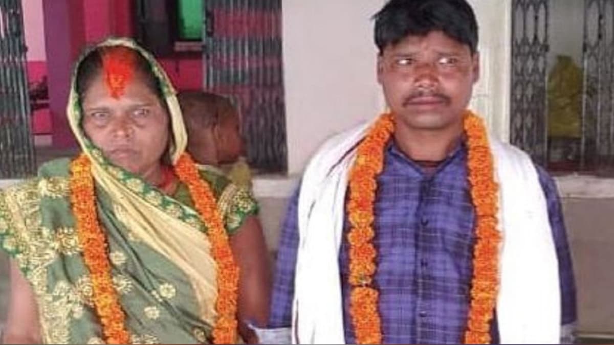 பேரனை மணந்த 52 வயது பெண்.. கணவருக்கு ஷாக்..!