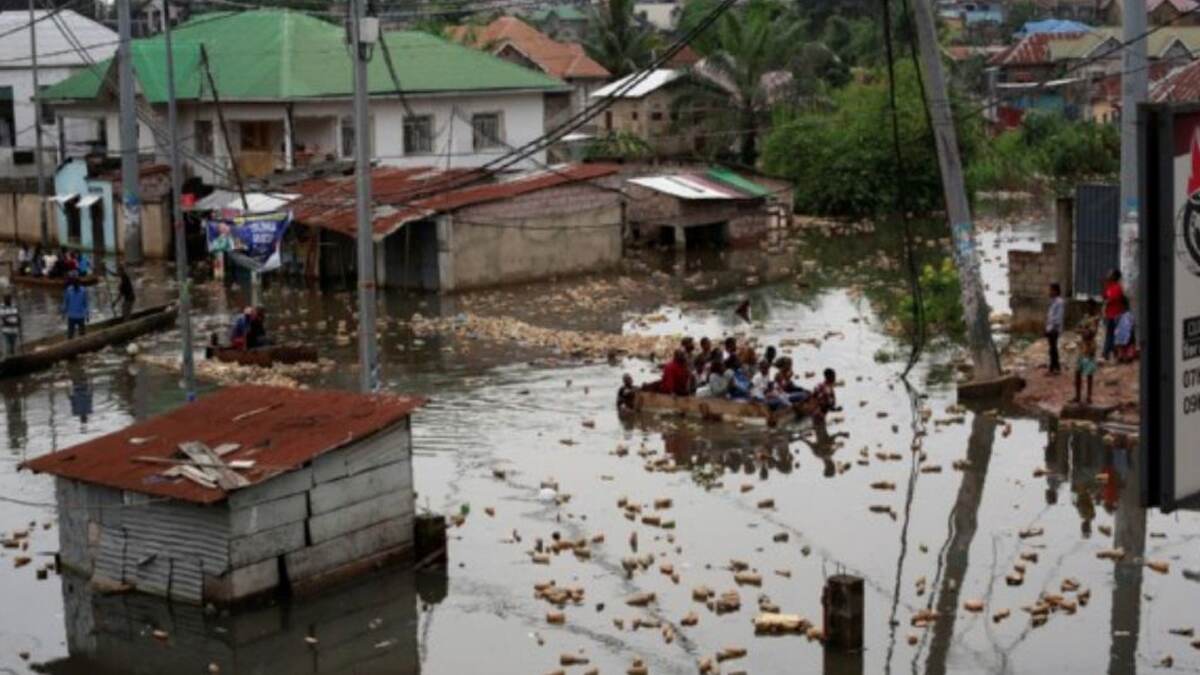 Africa Floods: ஆப்பிரிக்காவில் கனமழை; வெள்ளத்தில் சிக்கி 100க்கும் மேற்பட்டோர் பலி..!