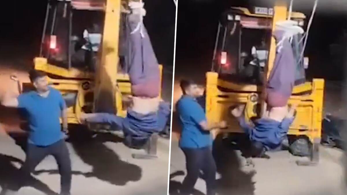 Viral Video: தலைகீழாக தொங்கவிட்டு பெல்ட்டால் அடித்து கொடூரம்.. அதிர்ச்சிகர  வீடியோ வைரல்..!
