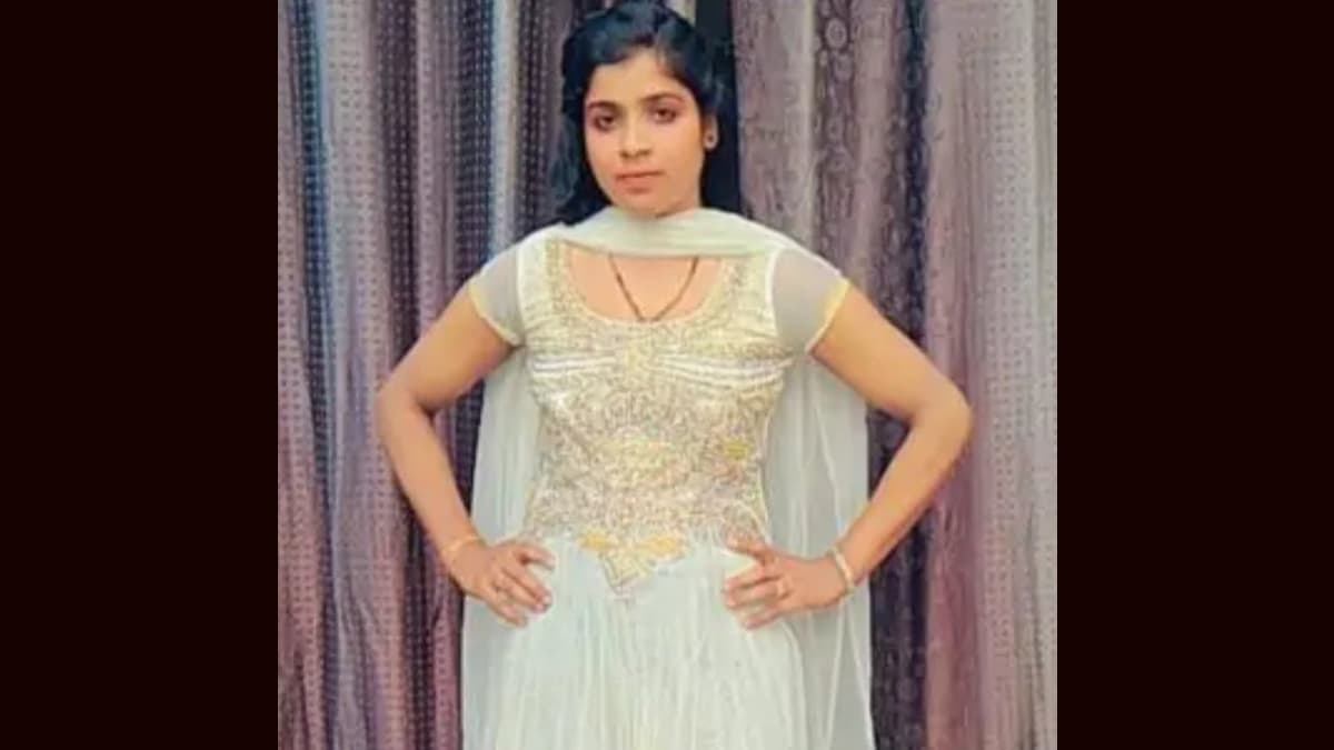 Honor Killing: பெற்ற மகளை கொன்று, உடலை எரித்த கொடூர தந்தை.. விசாரணையில் அதிர்ச்சி தகவல்..!