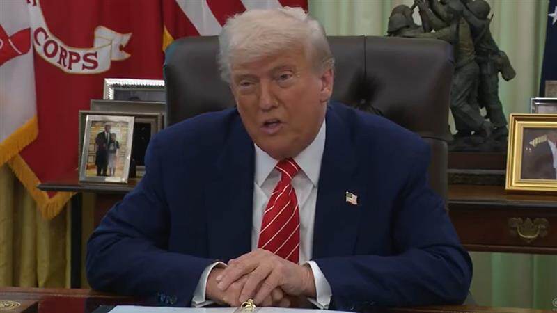 US Visa: 12 நாட்டவர்கள் அமெரிக்காவில் நுழைய தடை.. அதிரடி காட்டிய டிரம்ப்.. லிஸ்ட் இதோ.!