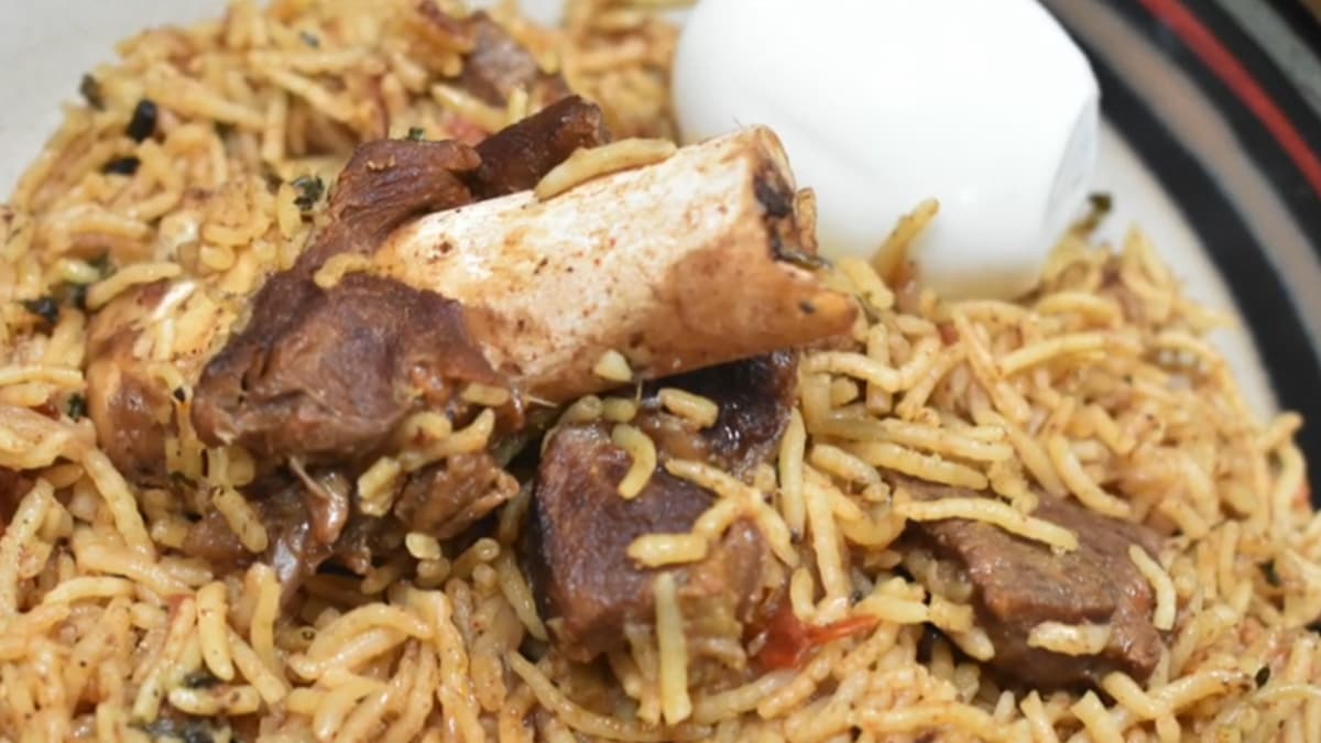 Cooking Tips: மதுரை ஃபேமஸ் மட்டன் தம் பிரியாணி.. வீட்டிலேயே சுவையாக செய்வது எப்படி?.!