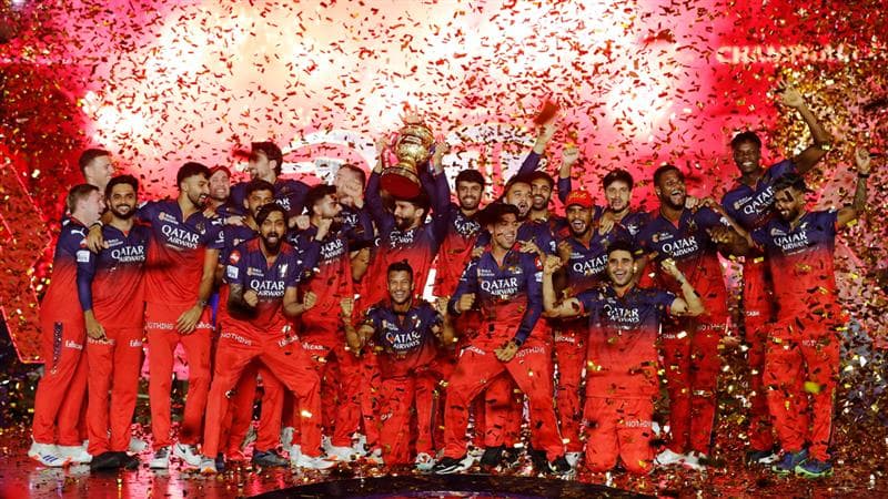 RCB For Sale: ஆர்சிபி அணி விற்பனை? எத்தனை கோடி தெரியுமா..? வெளியான அதிர்ச்சி தகவல்..!