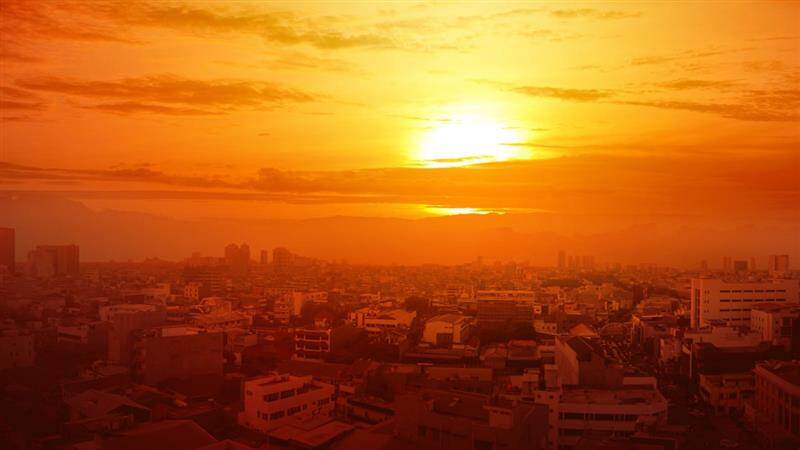Heatwave Death: வாட்டி வதைக்கும் வெயில்.. 10 நாட்களில் வெப்ப அலைக்கு 2300 பேர் உயிரிழப்பு.!