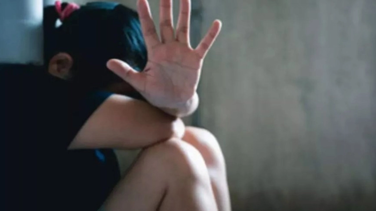 Sex With Wife Above 16 Years: 16 வயது மனைவியுடன் உடலுறவு பாலியல் வன்கொடுமை ஆகாது - உயர்நீதிமன்றம் தீர்ப்பு.!